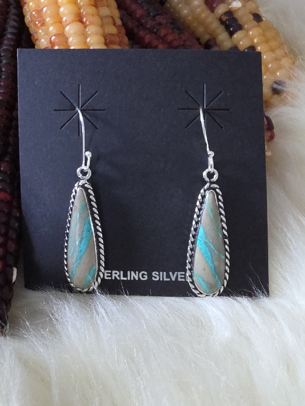 Beautiful Native American Navajo Ribbon Royston Dangle Earrings 🩵🎁🩶